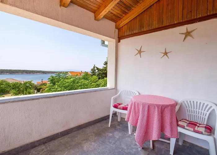 3 Bedroom In Dom wakacyjny Barbat na Rabu